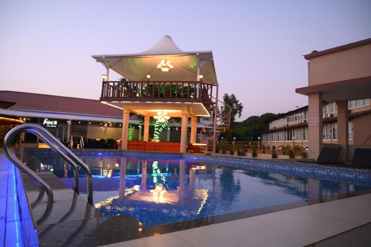 The Grand Legacy Resort & Spa - Tgl - Pure Vegetarian Mahābaleshwar Dış mekan fotoğraf